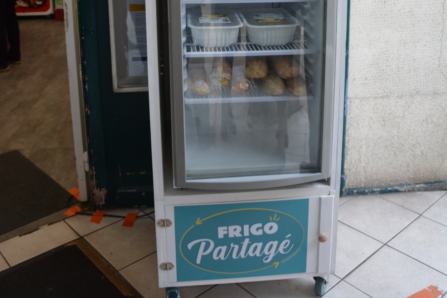 Marmande : VGA installe un "frigo partagé"