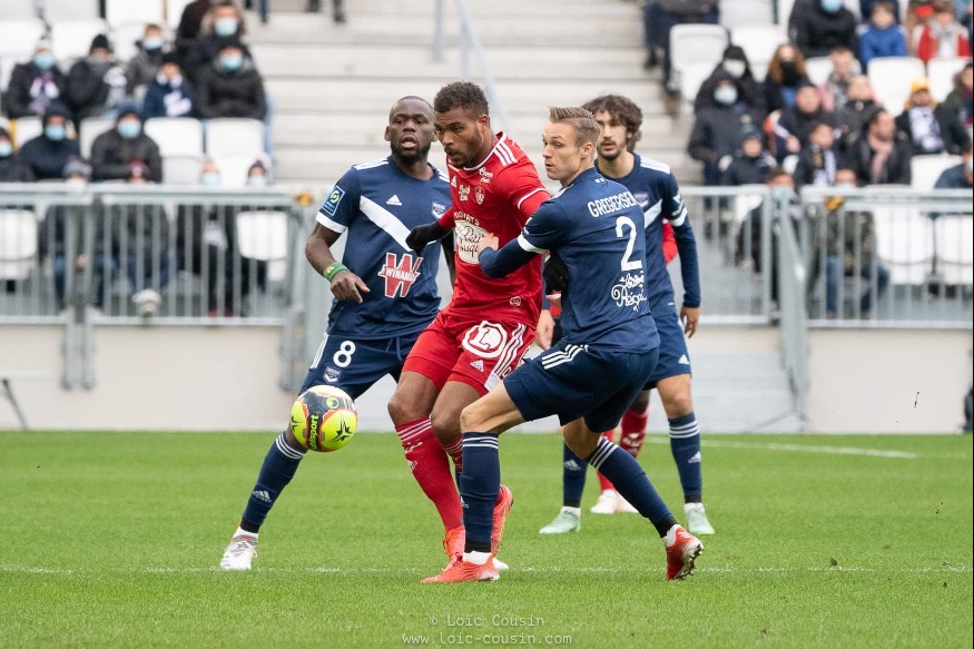 Football (Ligue 1, 15e journée) : Bordeaux / Brest (1-2) : Les éclairs pour Brest quand le Tonnerre gronde à Bordeaux