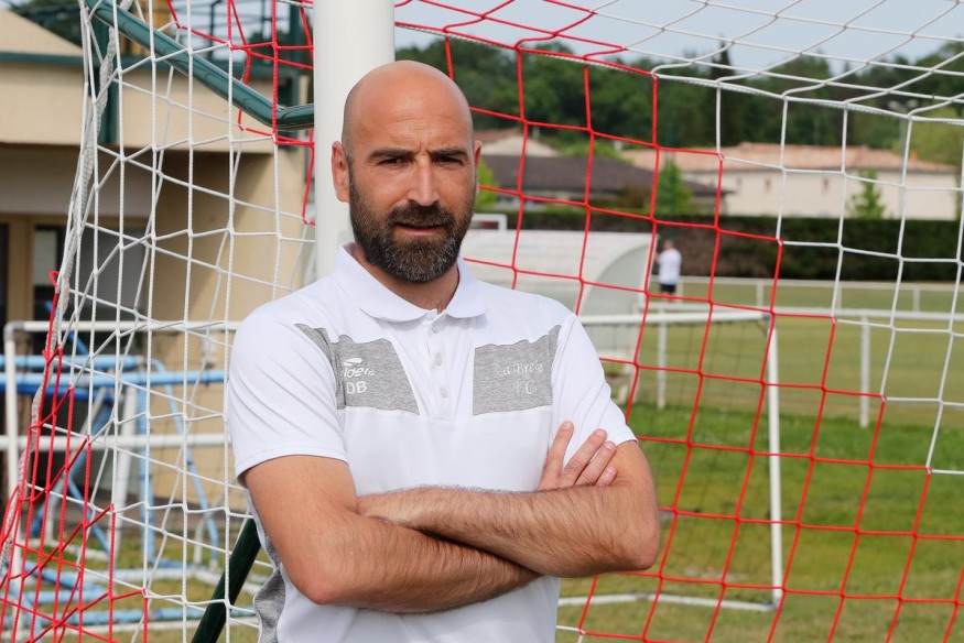 Football (Régional 1 Poule C, dernière journée) : Tartas / La Brède (0-4) : Les Brédois se maintiennent mais Bonnave tire sa révérence.