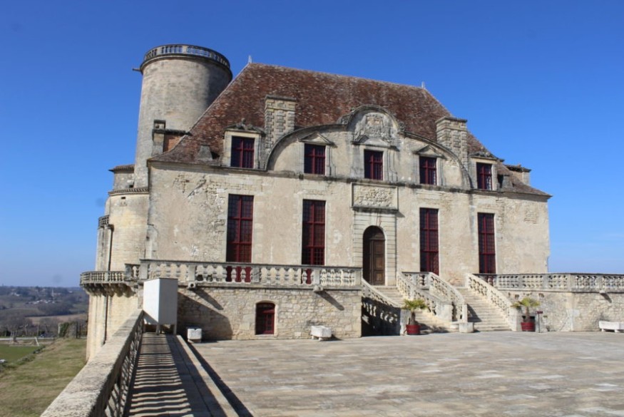 Château de Duras : élus et acteurs locaux sont invités à Monaco ce week-end!